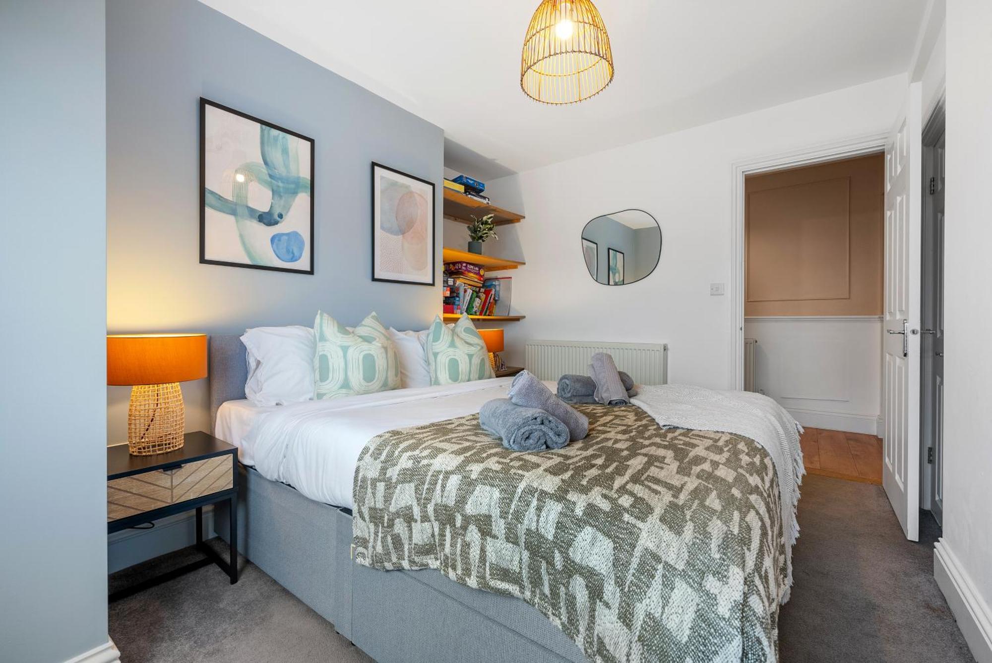 Long Term And Summer Special Offer! 5-Bedroom Spacious, Stunning Design, Sociable Areas & Cosy House Near South Downs Park, Sleeps 11 With Games Room, Private Parking And Garden- By Blue Puffin Stays Waterlooville Buitenkant foto