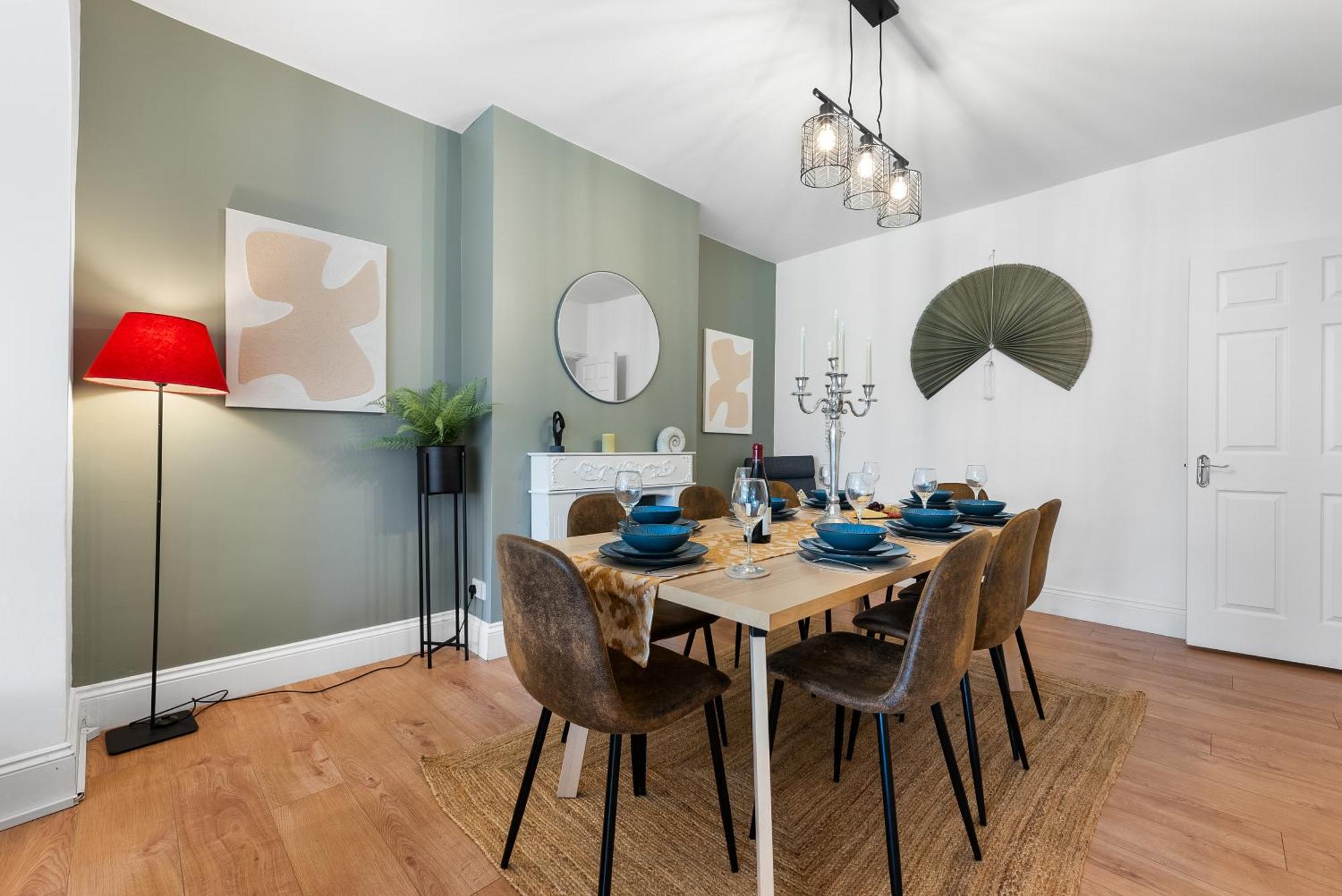 Long Term And Summer Special Offer! 5-Bedroom Spacious, Stunning Design, Sociable Areas & Cosy House Near South Downs Park, Sleeps 11 With Games Room, Private Parking And Garden- By Blue Puffin Stays Waterlooville Buitenkant foto